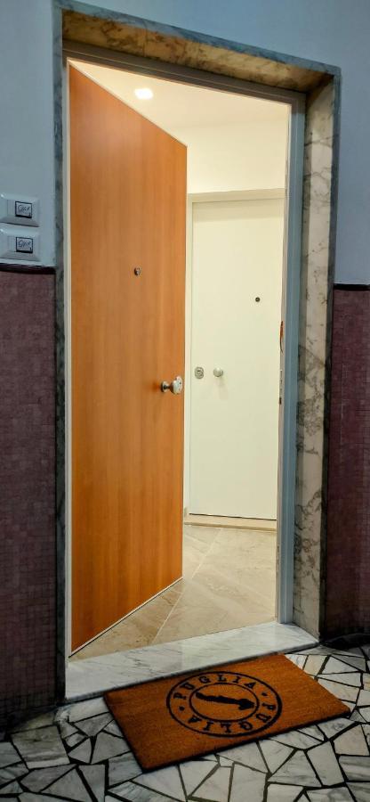 Effe4 Lovely Room Μπάρι Εξωτερικό φωτογραφία