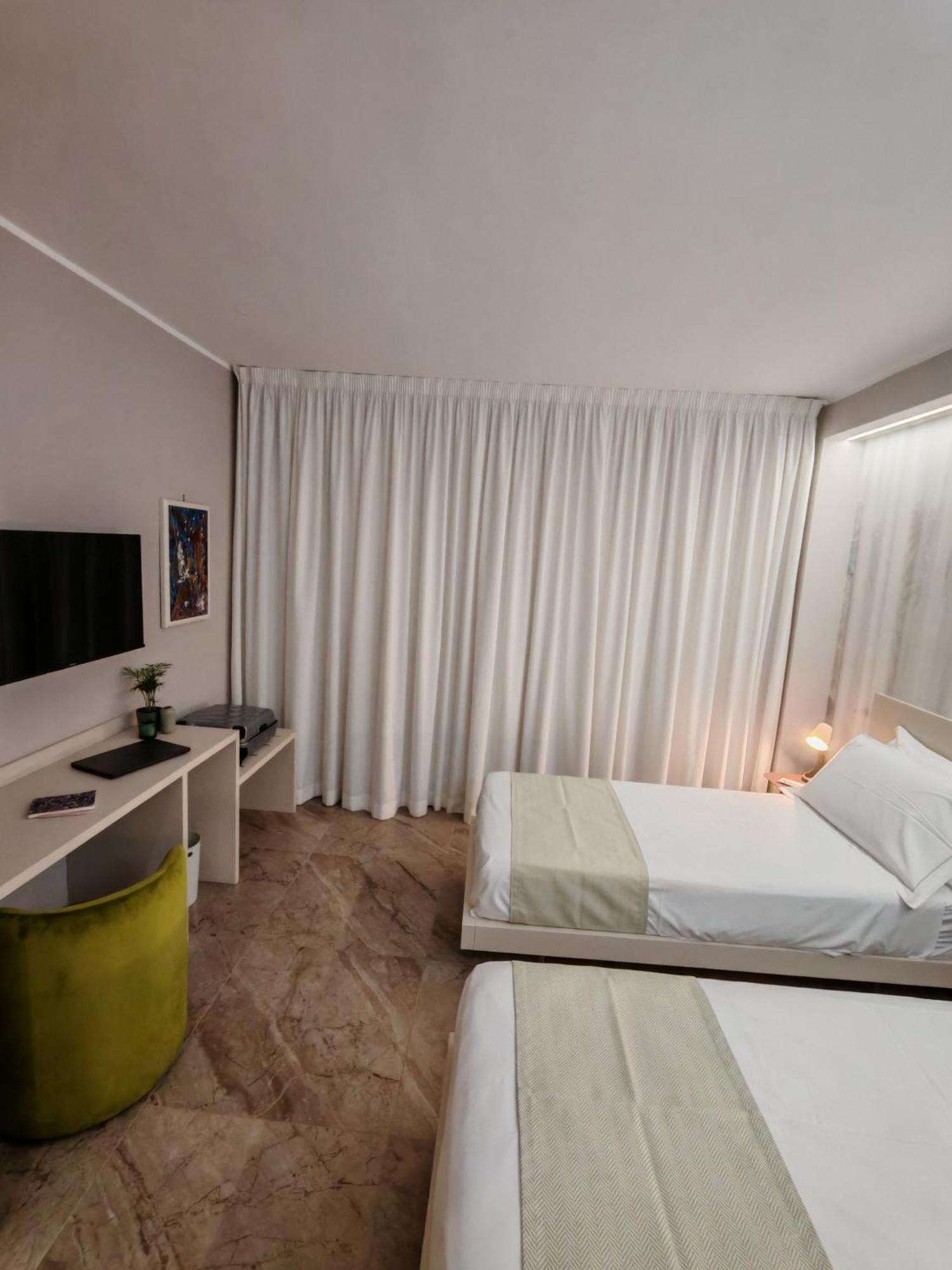Effe4 Lovely Room Μπάρι Εξωτερικό φωτογραφία